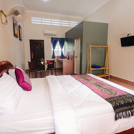 Lea'S Guesthouse And Restaurant Kampot Buitenkant foto