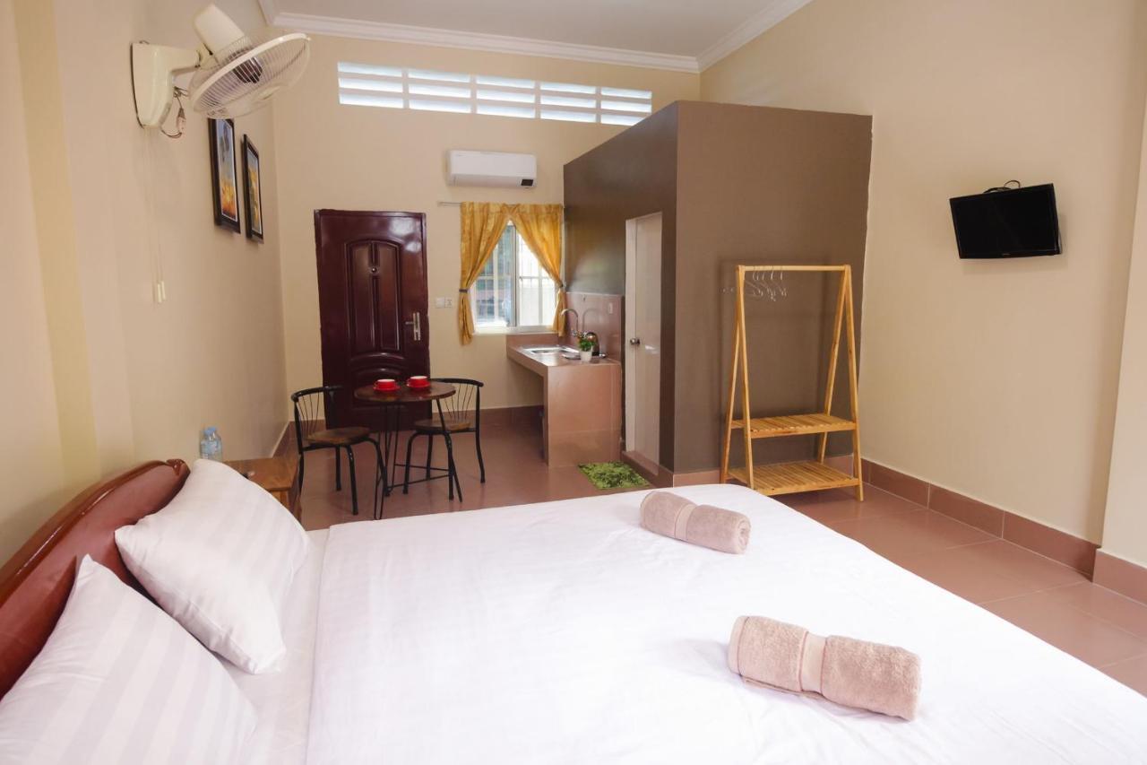 Lea'S Guesthouse And Restaurant Kampot Buitenkant foto